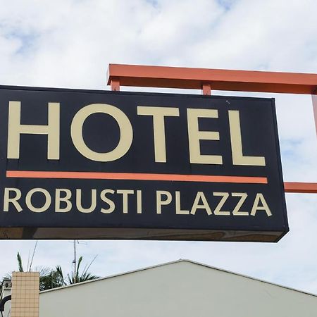 Robusti Plazza Hotel Tiete Exterior photo